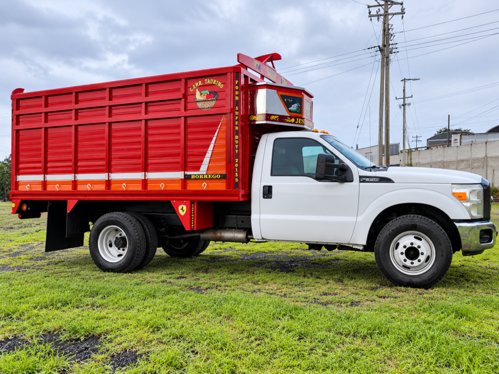 camión ford f 250 taurino rojo